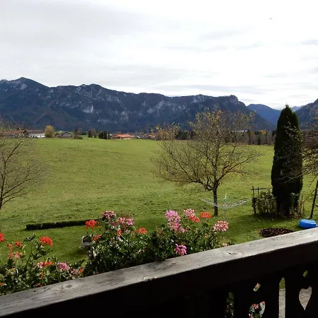 Neuhaushof - Chiemgau Karte Farm stay *